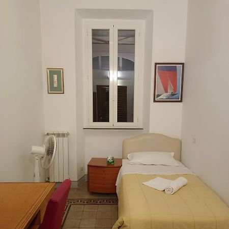 Soggiorno Emanuela Roma Exterior foto